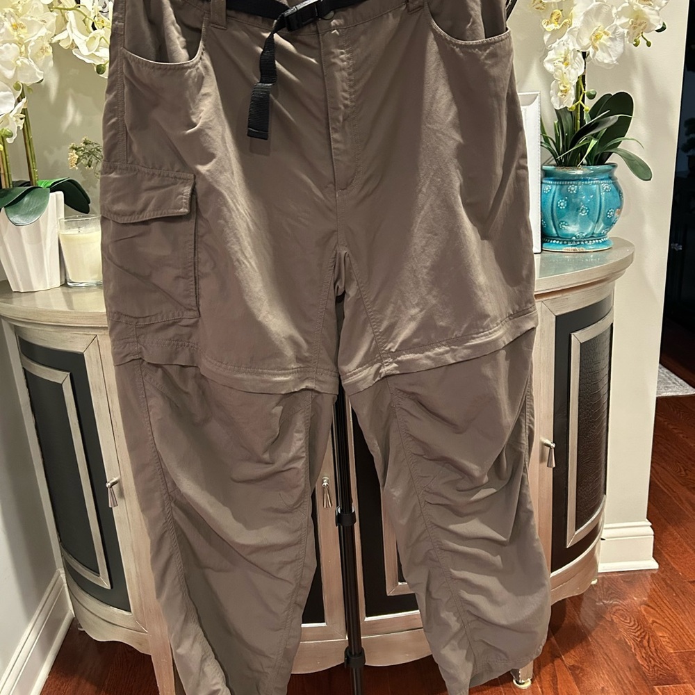 Quest   Convertible hiking Men's Cargo Pants in Taupe